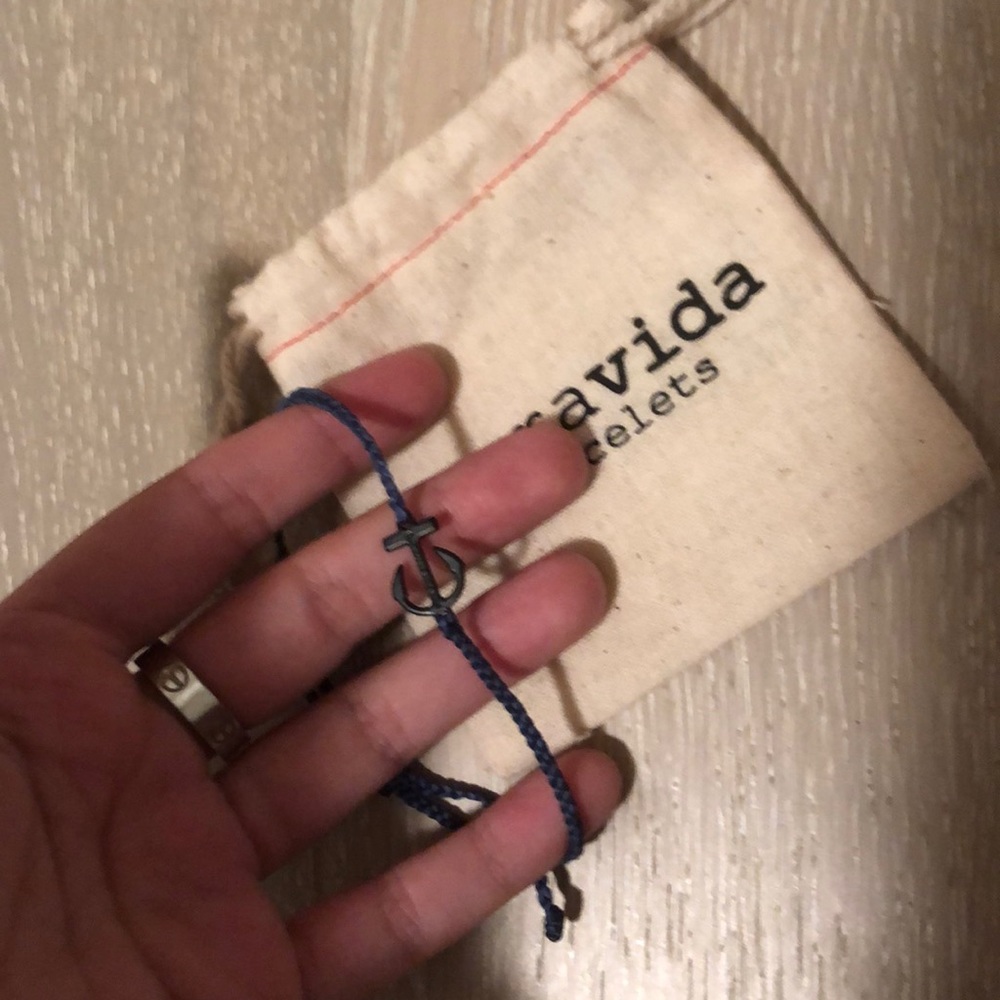 bracelets - Picture 2 of 2